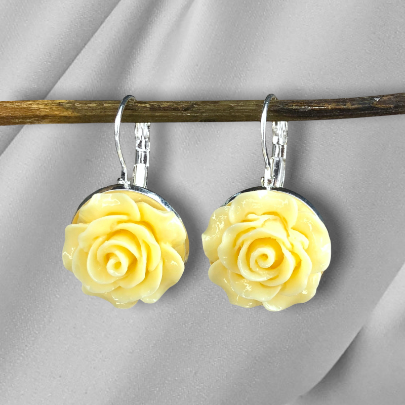 Spring roses earrings in vintage style - vinohr-86
