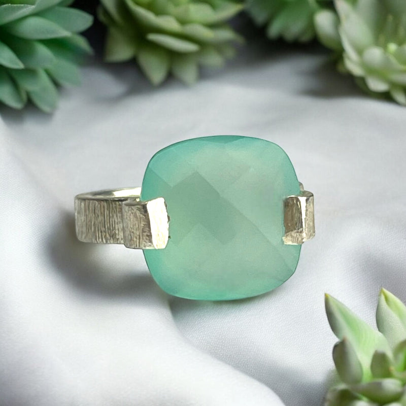 Edelstahlring mit Chalcedon – Allergikerfreundlich, Ringgröße 51, Eleganter Edelsteinring