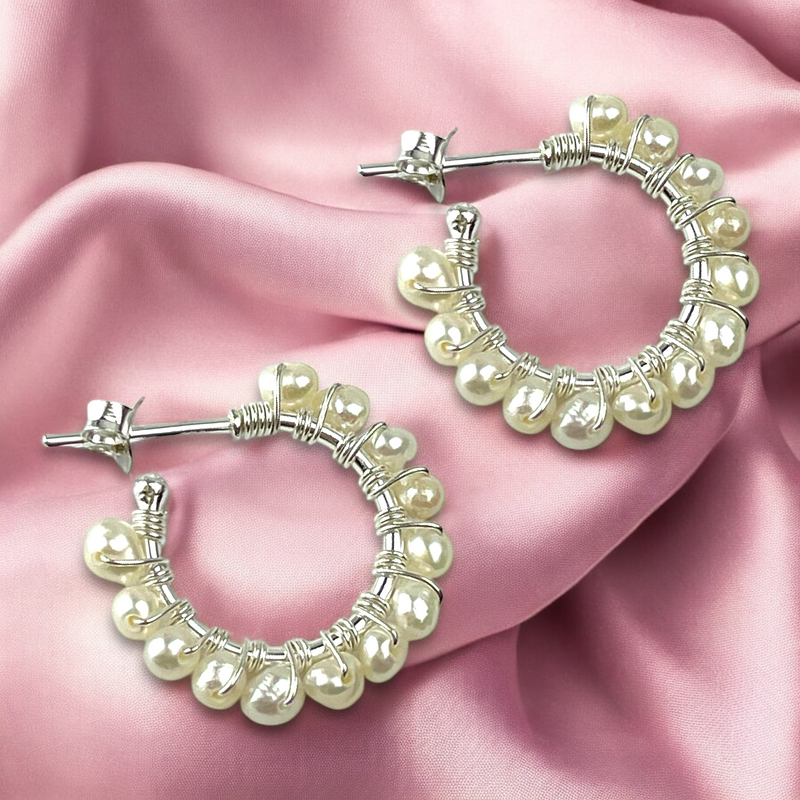 925 Sterling Silber Kreolen mit echten Süßwasserperlen | Perlenohrringe 18 mm | Geschenkidee Muttertag, Hochzeit, Geburtstag