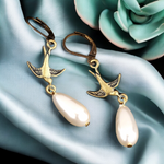 Flight Swallows Drop Pearl Earrings - Nostalgic Retro Jewelry - Vinohr-63