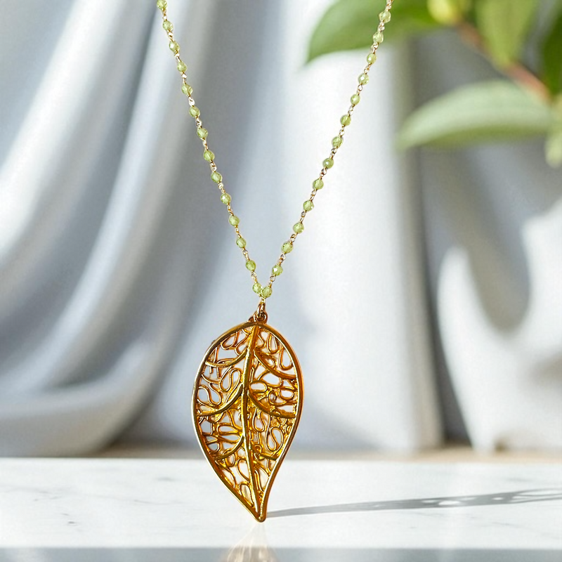 Gemstone chain Spring leaf with peridot