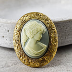 Kamee Barock Lady Brooch in Vintage Style -blue-