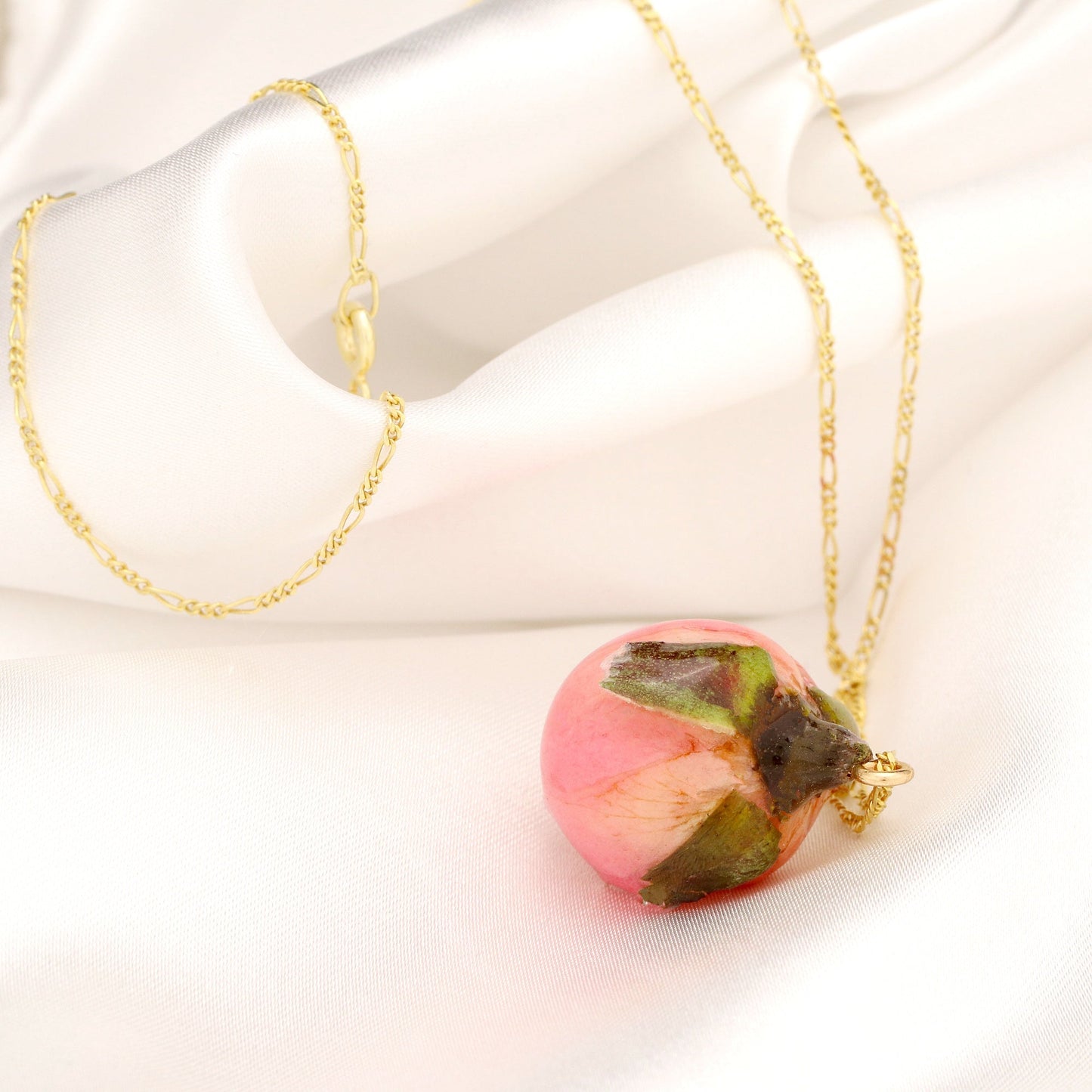 Real Rose Necklace - 925 Sterling Gold Plated Chain Poured with Resin - K925-58