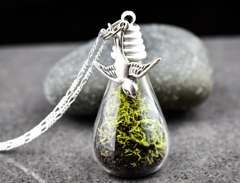 925 Genuine Moss + Earth Silver Chain with Swallow - K925-29