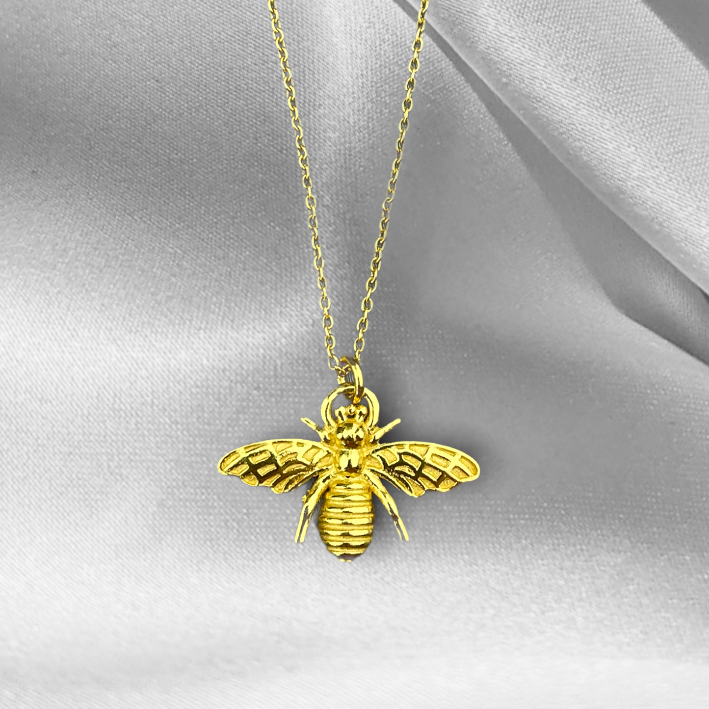 Golden bee 925 sterling gilded chain - gift idea for hard-working bees - K925-59