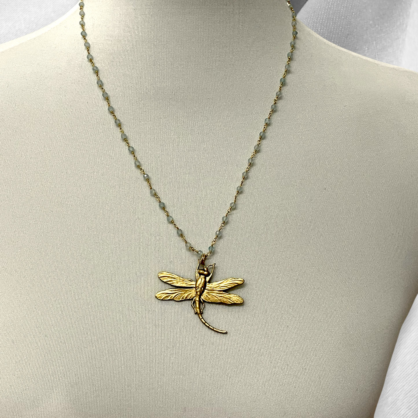 Aquamarine gemstone chain with dragonfly - gemstone jewelry - VIK-116