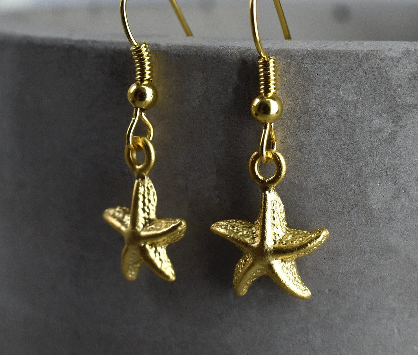 Starfish Golden Earrings - Gold Plated Elegant Maritim Ocean Earrings - Vinohr-82