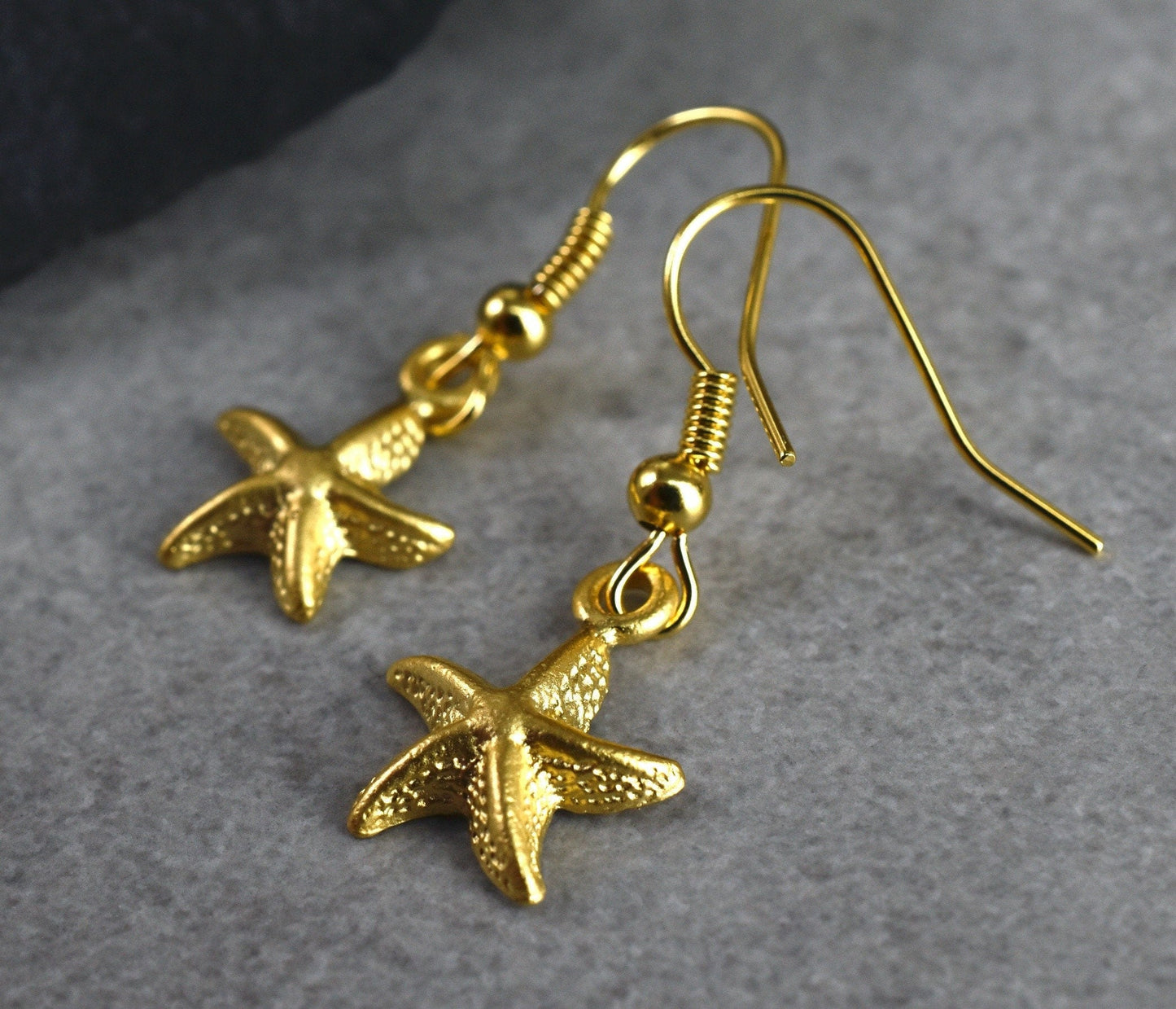 Starfish Golden Earrings - Gold Plated Elegant Maritim Ocean Earrings - Vinohr-82