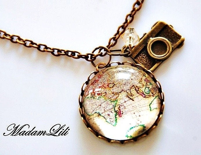 World Map Globe Pendant Chain Vintage Style - Globetrotter Jewelry - VIK-08