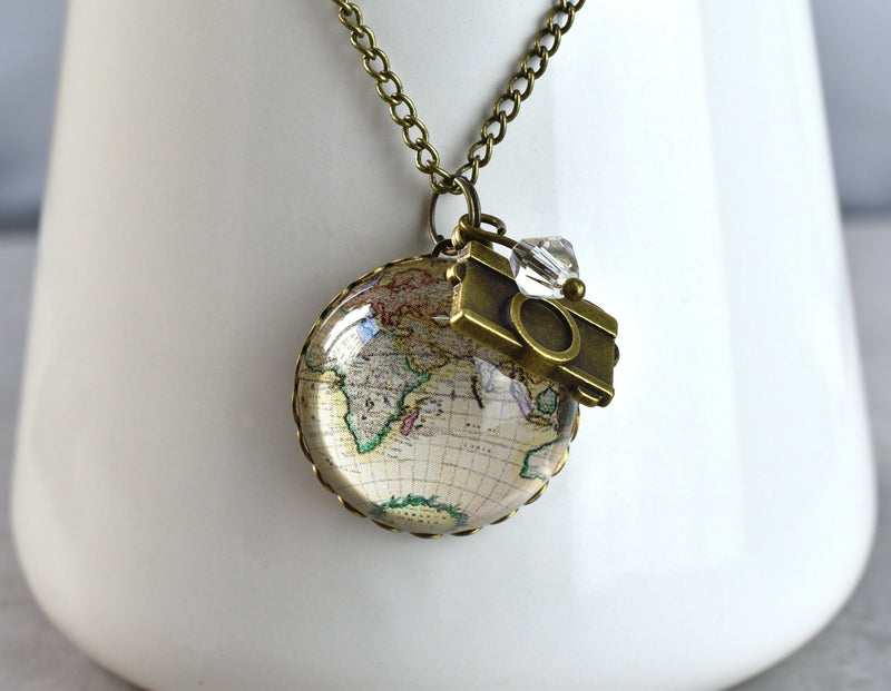 World Map Globe Pendant Chain Vintage Style - Globetrotter Jewelry - VIK-08