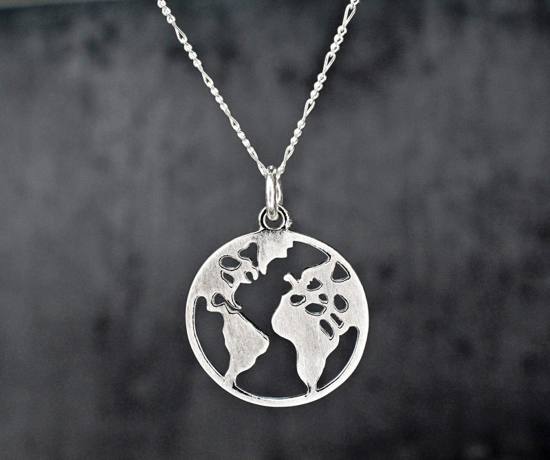 World Map Silhouette Pendant - 925 Sterling Silver Globetrotter World Tour Trailer Necklace - K925-143