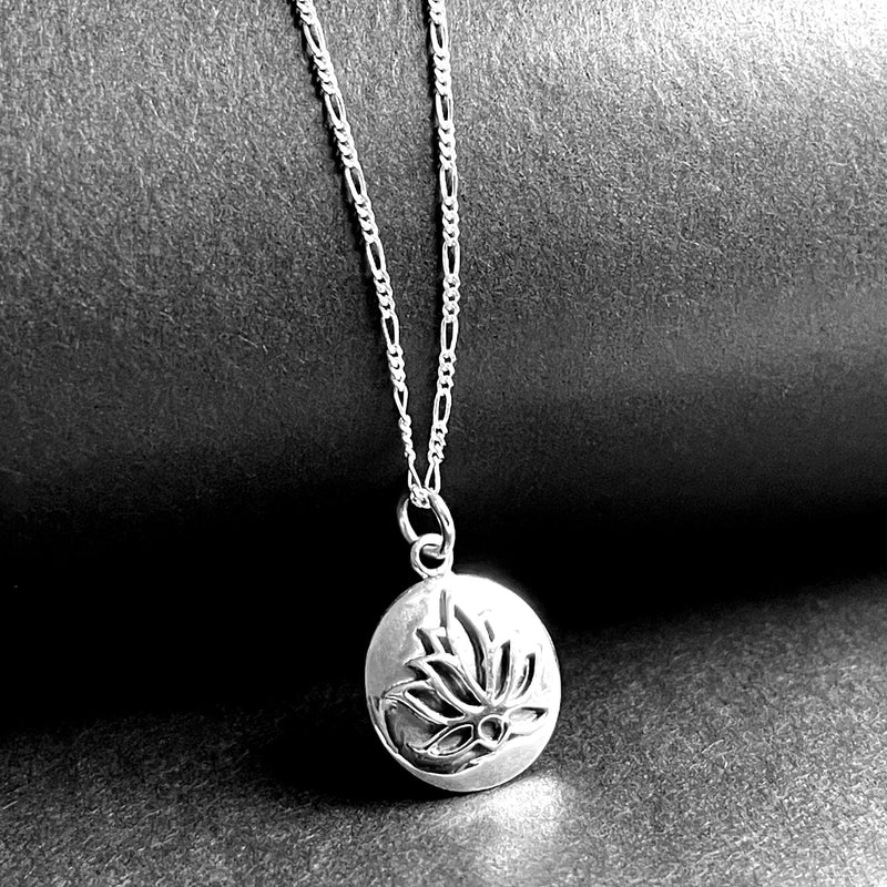 Lotus Anhänger Halskette - 925 Sterling Silber - K925-31