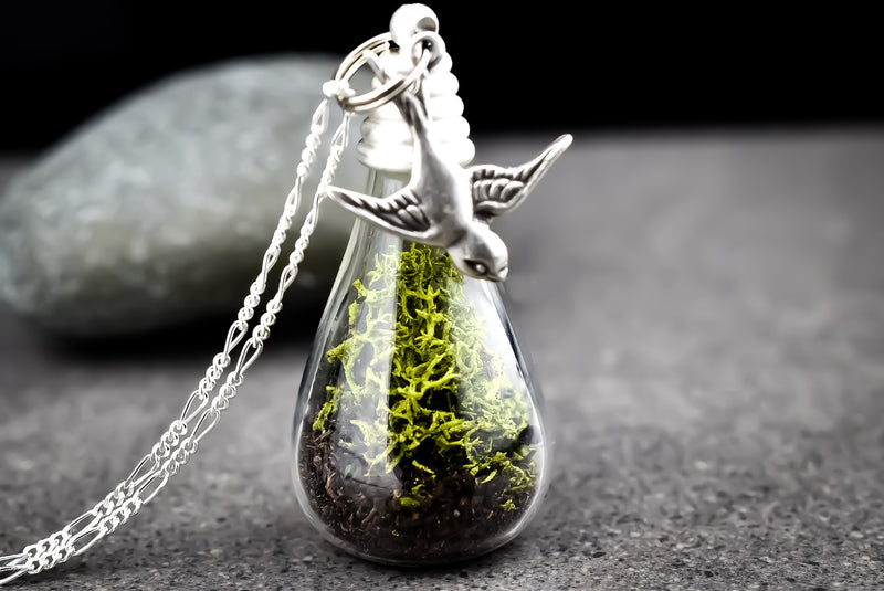 925 Genuine Moss + Earth Silver Chain with Swallow - K925-29