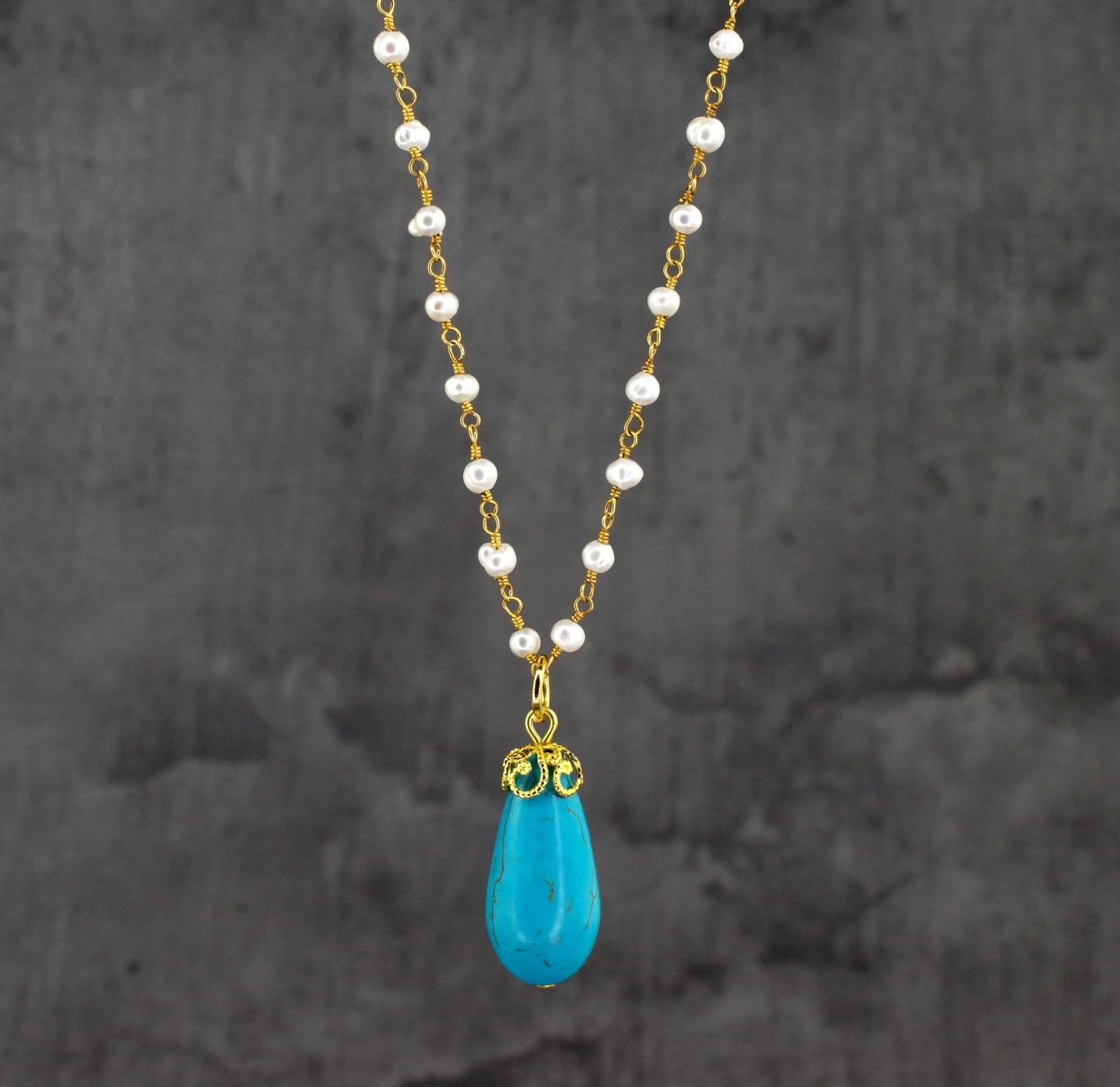 Gemstone chain with turquoise & freshwater pearl