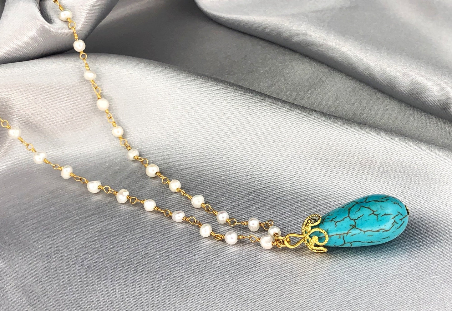 Gemstone chain with turquoise & freshwater pearl